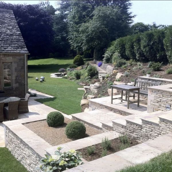 Stone garden steps and level change landscaping project by Davenports in Stroud and the Cotswolds